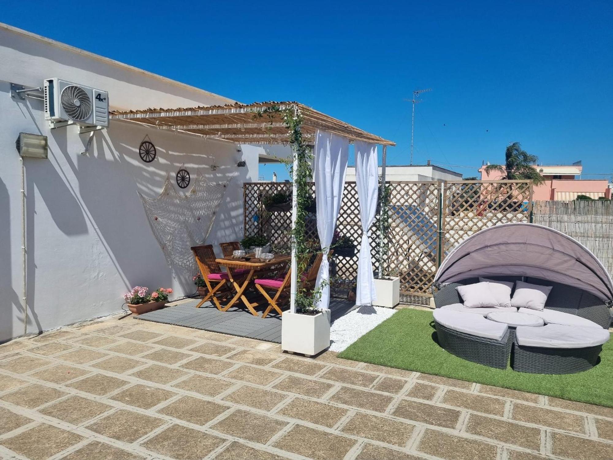 Villa La Terrazza Di Zoe - Castromediano Cavallino di Lecce Esterno foto